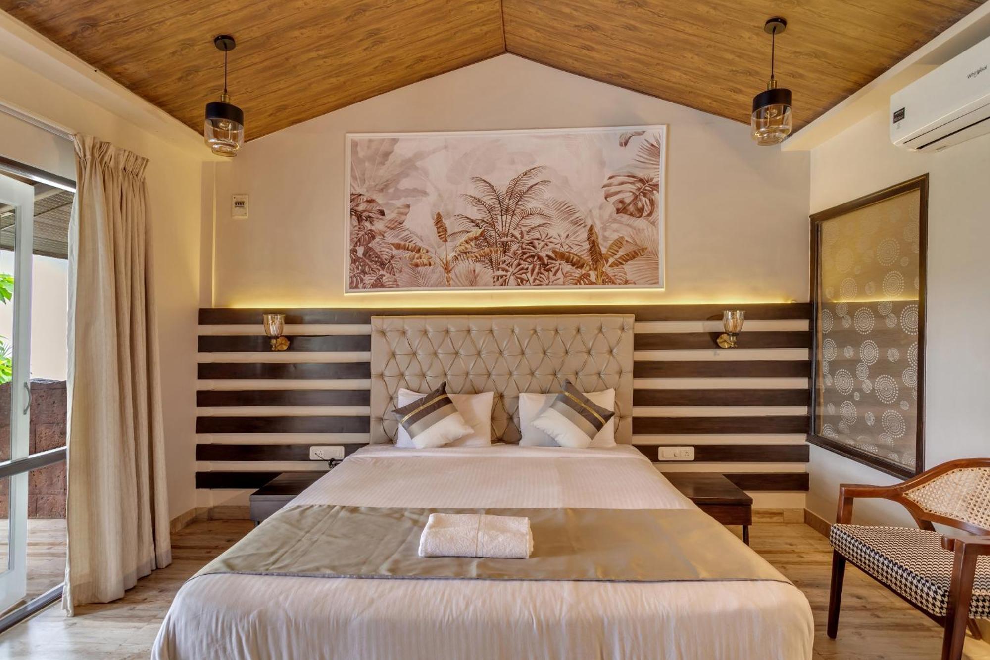 Skon Morjim Beach Resort By Orion Hotels Goa Vieja Exterior foto