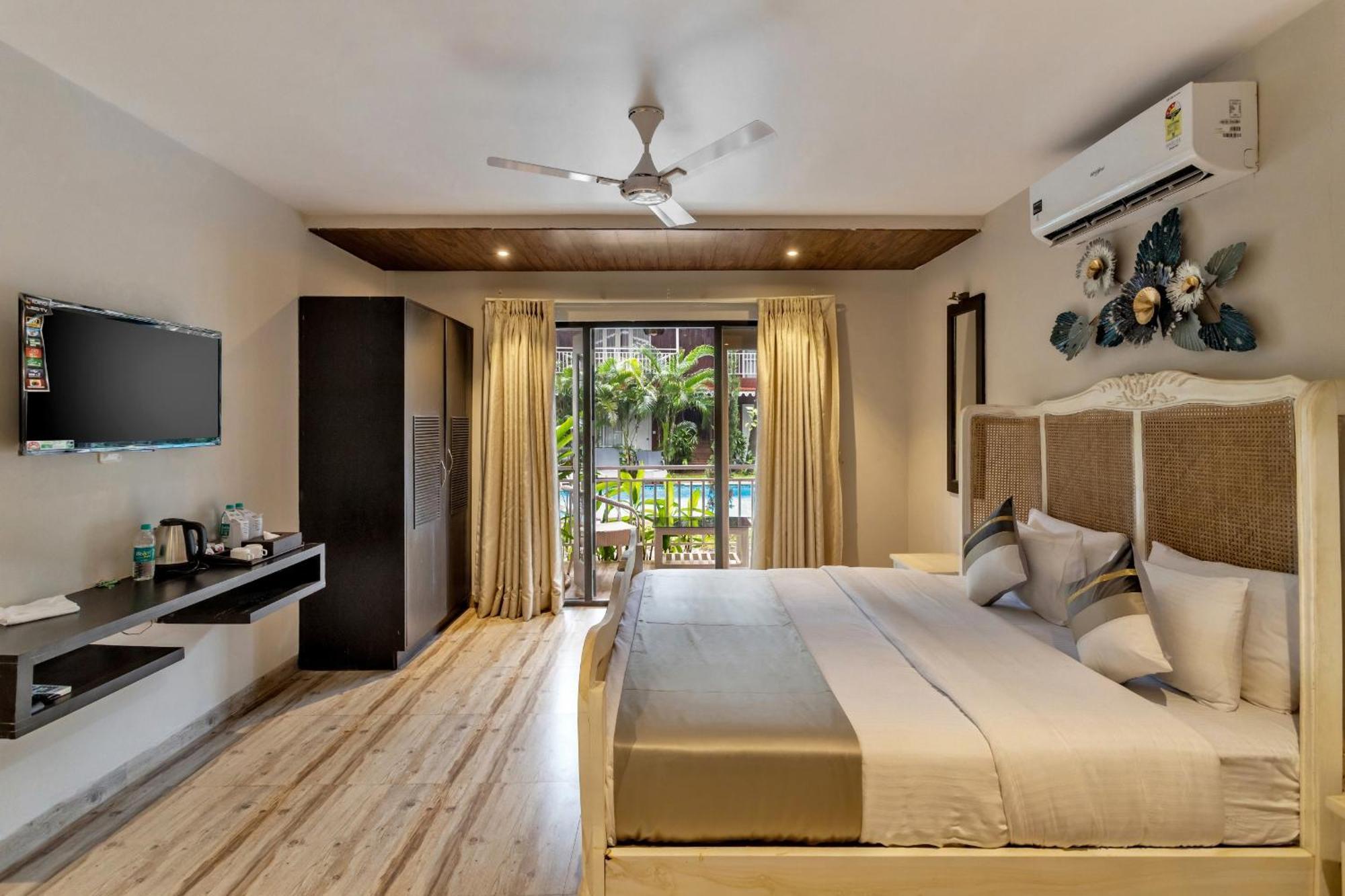 Skon Morjim Beach Resort By Orion Hotels Goa Vieja Exterior foto