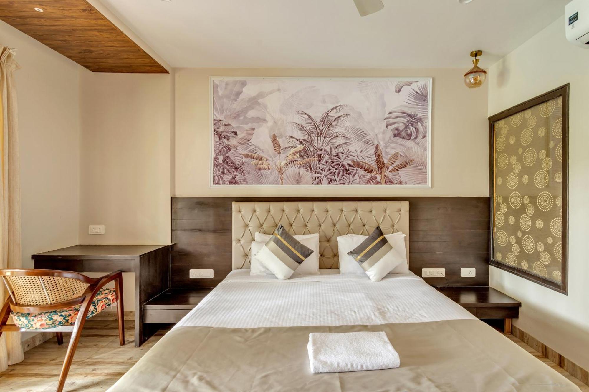Skon Morjim Beach Resort By Orion Hotels Goa Vieja Exterior foto